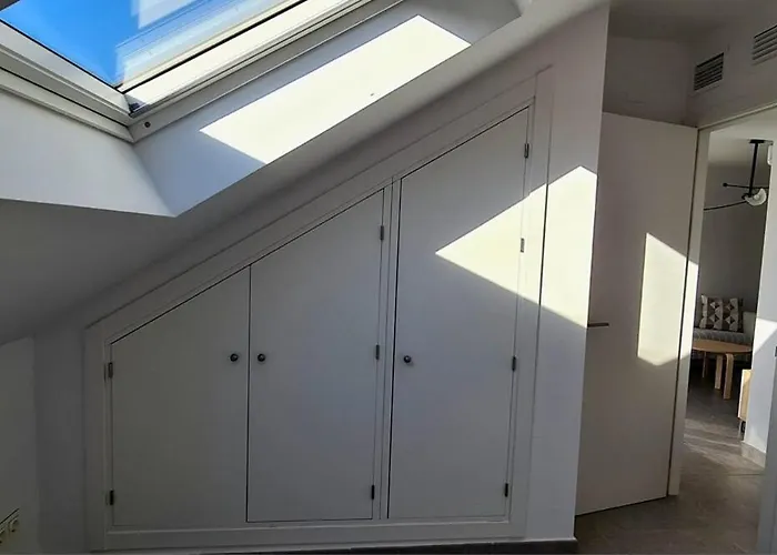 Penthouse 2 Min From The アパート